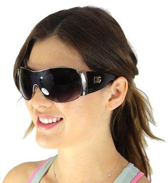 best wrap around sunglasses for women.